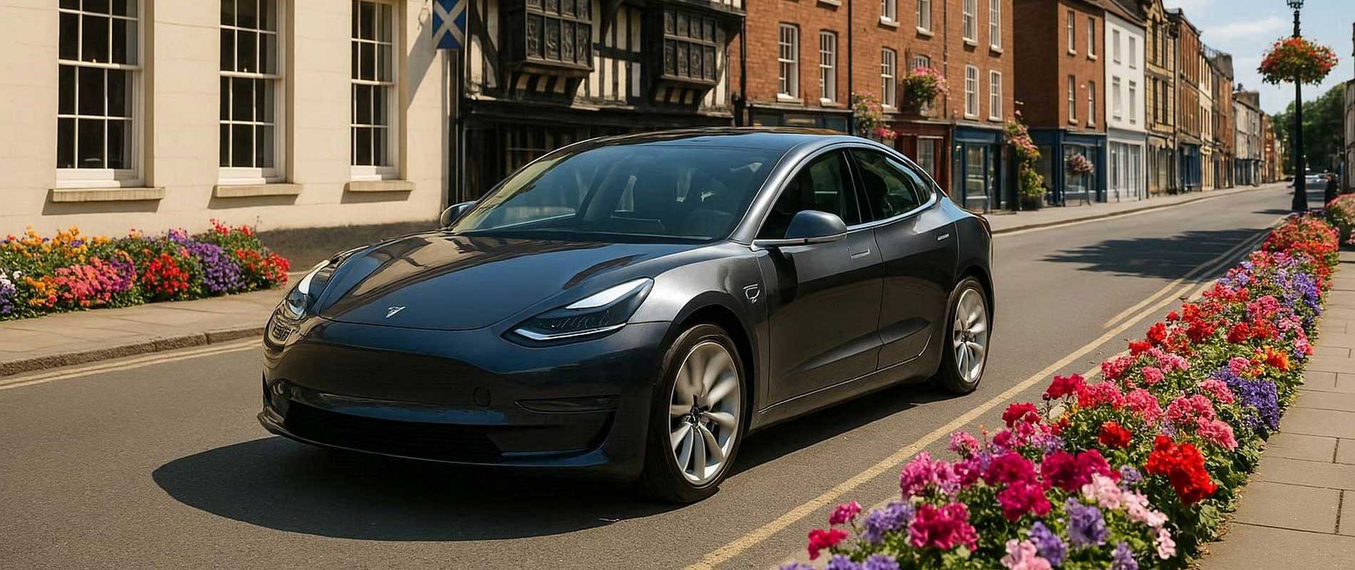 Cars lined up along a terraced street in gloucester